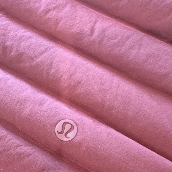 Lululemon Athletica Burgundy Pack It Down Vest - Picture 5 of 7